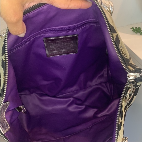 Coach Monogram metallic handles shoulder bag - Picture 5 of 6